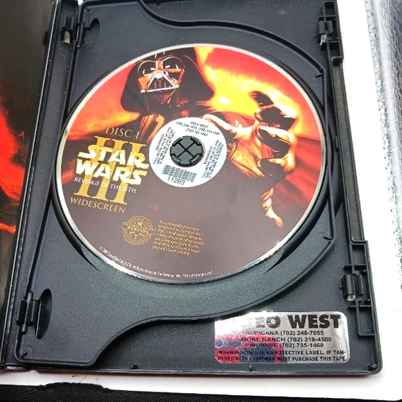Star Wars III Revenge of the Sith DVD Widescreen - Picture 4 of 6